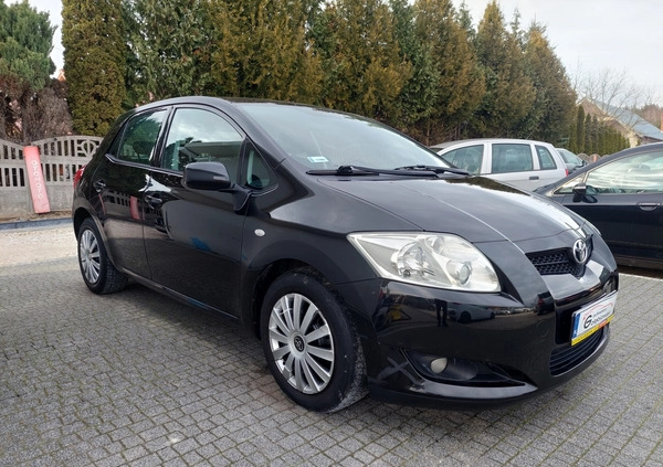 Toyota Auris cena 15900 przebieg: 256000, rok produkcji 2007 z Jarocin małe 154